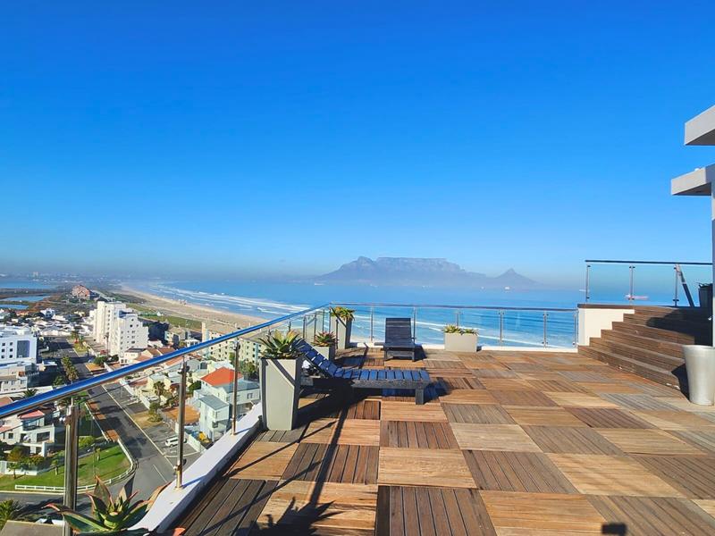 2 Bedroom Property for Sale in Bloubergstrand Western Cape